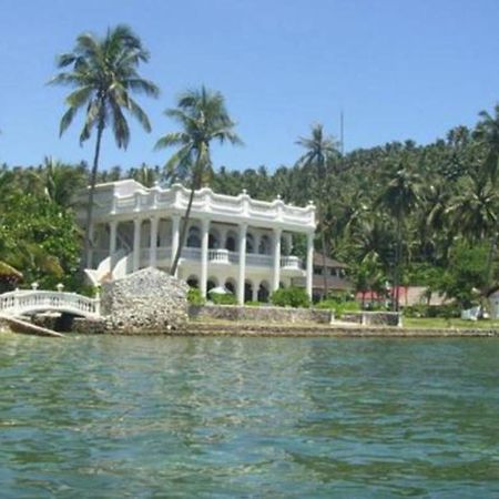 Blue Crystal Beach Resort Puerto Galera Εξωτερικό φωτογραφία