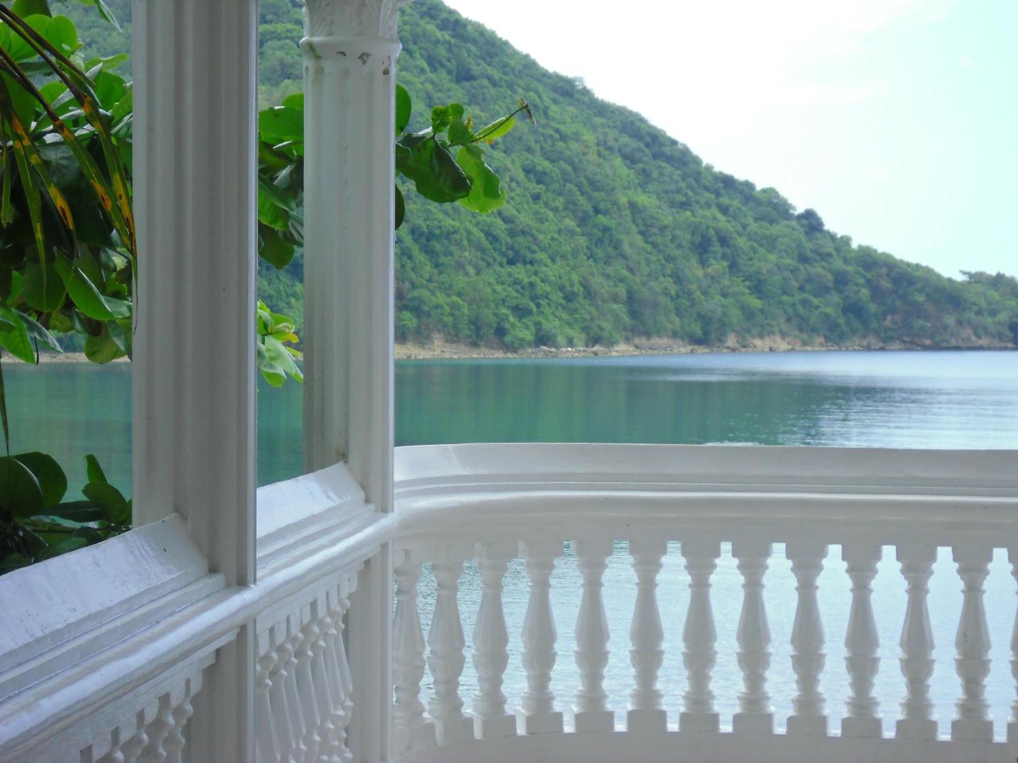 Blue Crystal Beach Resort Puerto Galera Εξωτερικό φωτογραφία