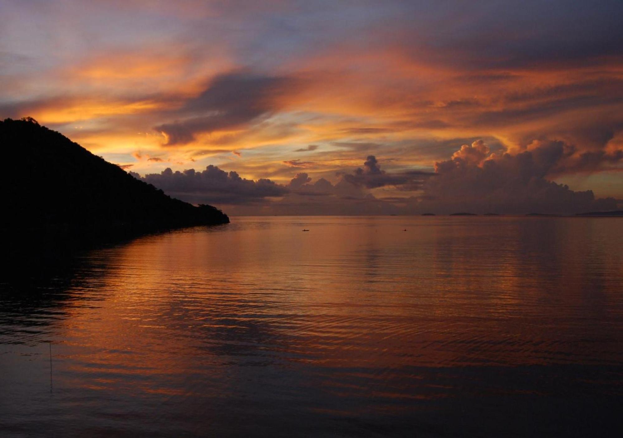 Blue Crystal Beach Resort Puerto Galera Εξωτερικό φωτογραφία