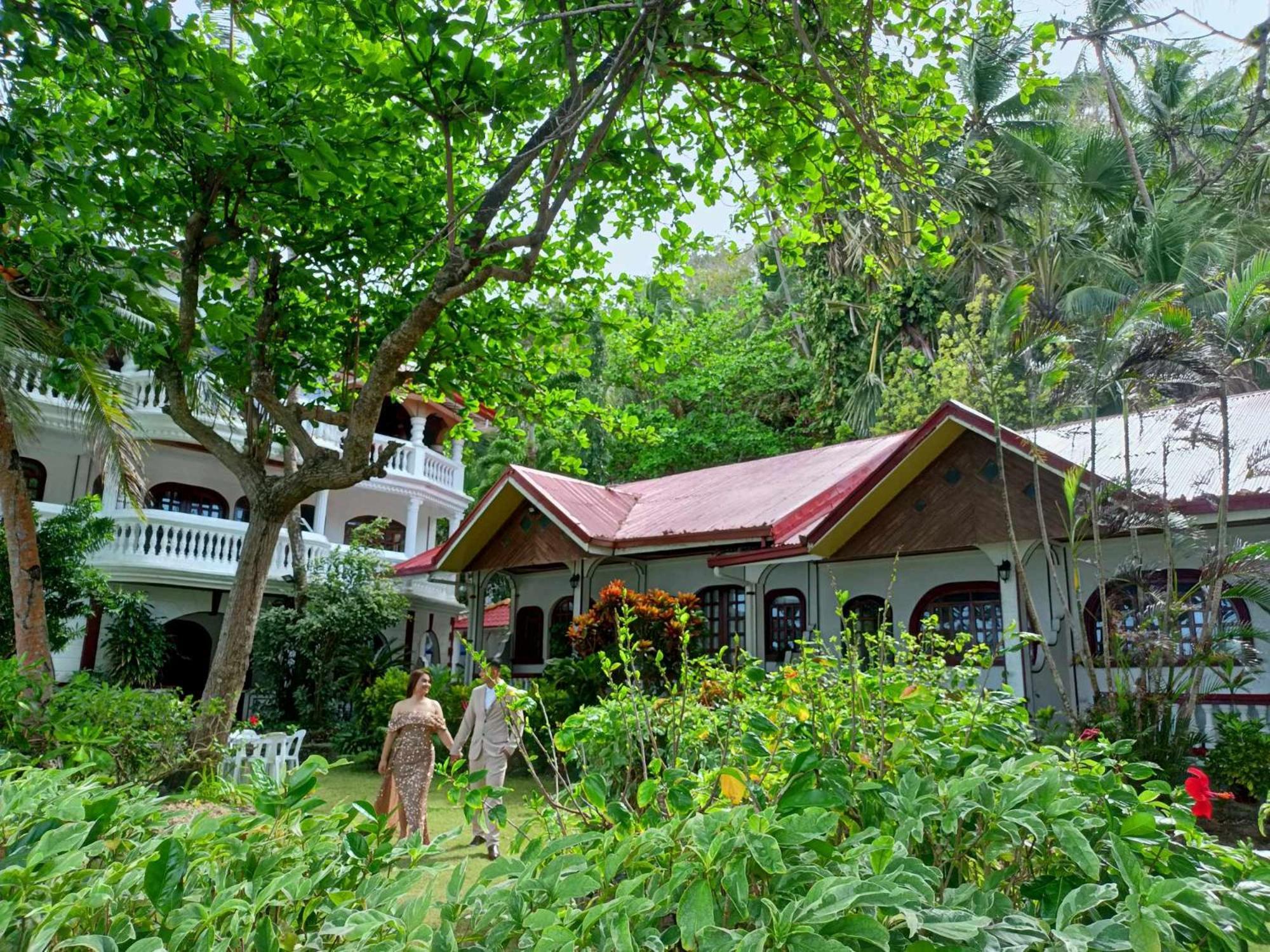 Blue Crystal Beach Resort Puerto Galera Εξωτερικό φωτογραφία