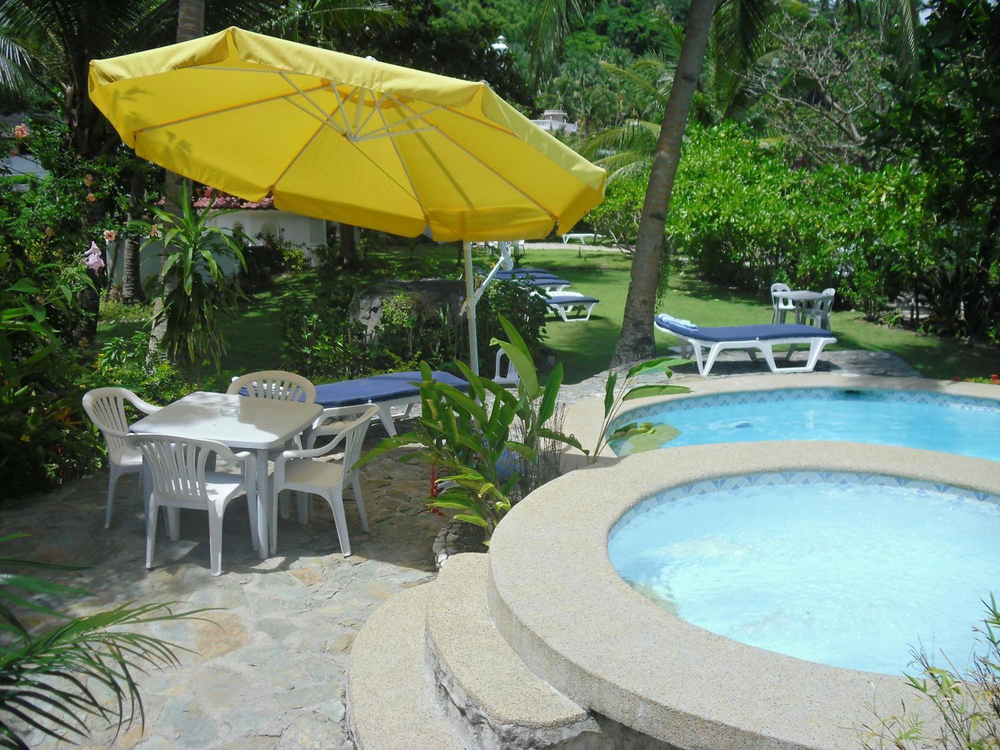 Blue Crystal Beach Resort Puerto Galera Εξωτερικό φωτογραφία