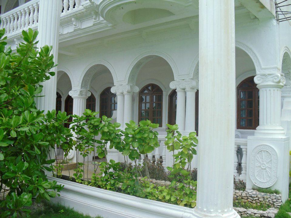 Blue Crystal Beach Resort Puerto Galera Εξωτερικό φωτογραφία