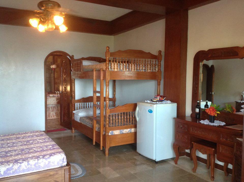 Blue Crystal Beach Resort Puerto Galera Εξωτερικό φωτογραφία