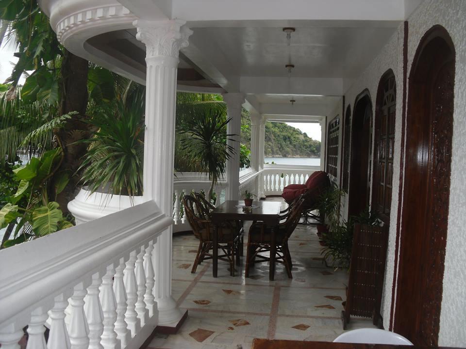 Blue Crystal Beach Resort Puerto Galera Εξωτερικό φωτογραφία