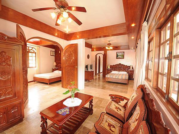 Blue Crystal Beach Resort Puerto Galera Εξωτερικό φωτογραφία